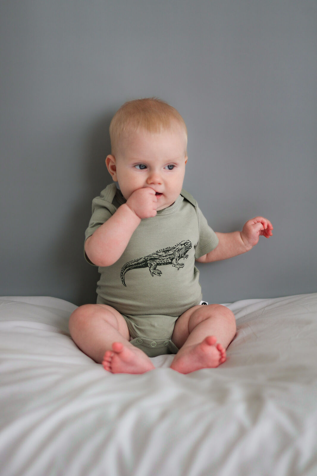 Tuatara Short sleeve Bodysuit