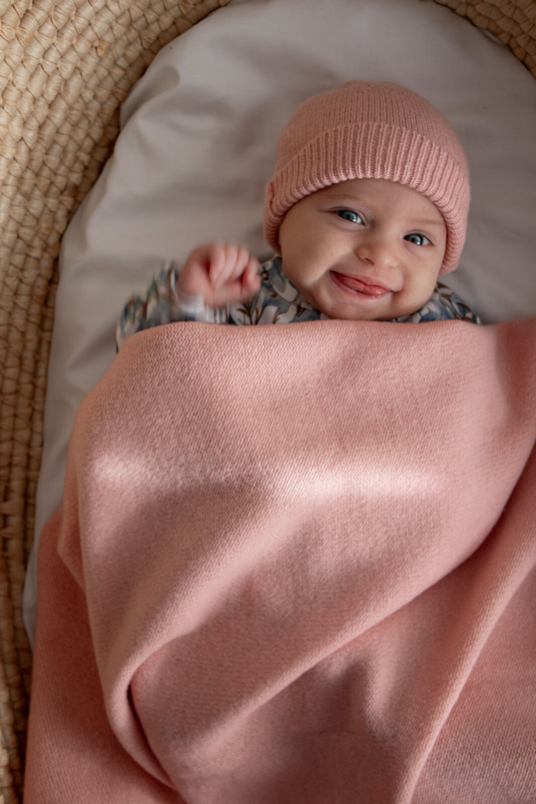 AW26 100% Wool Knit Baby Blanket - Carnation