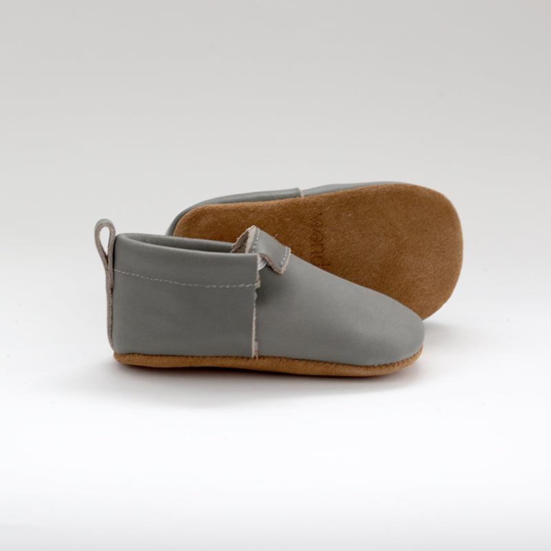 Soft Sole Baby Shoes – Leather Moccasin Pre‑Walker (Grey)