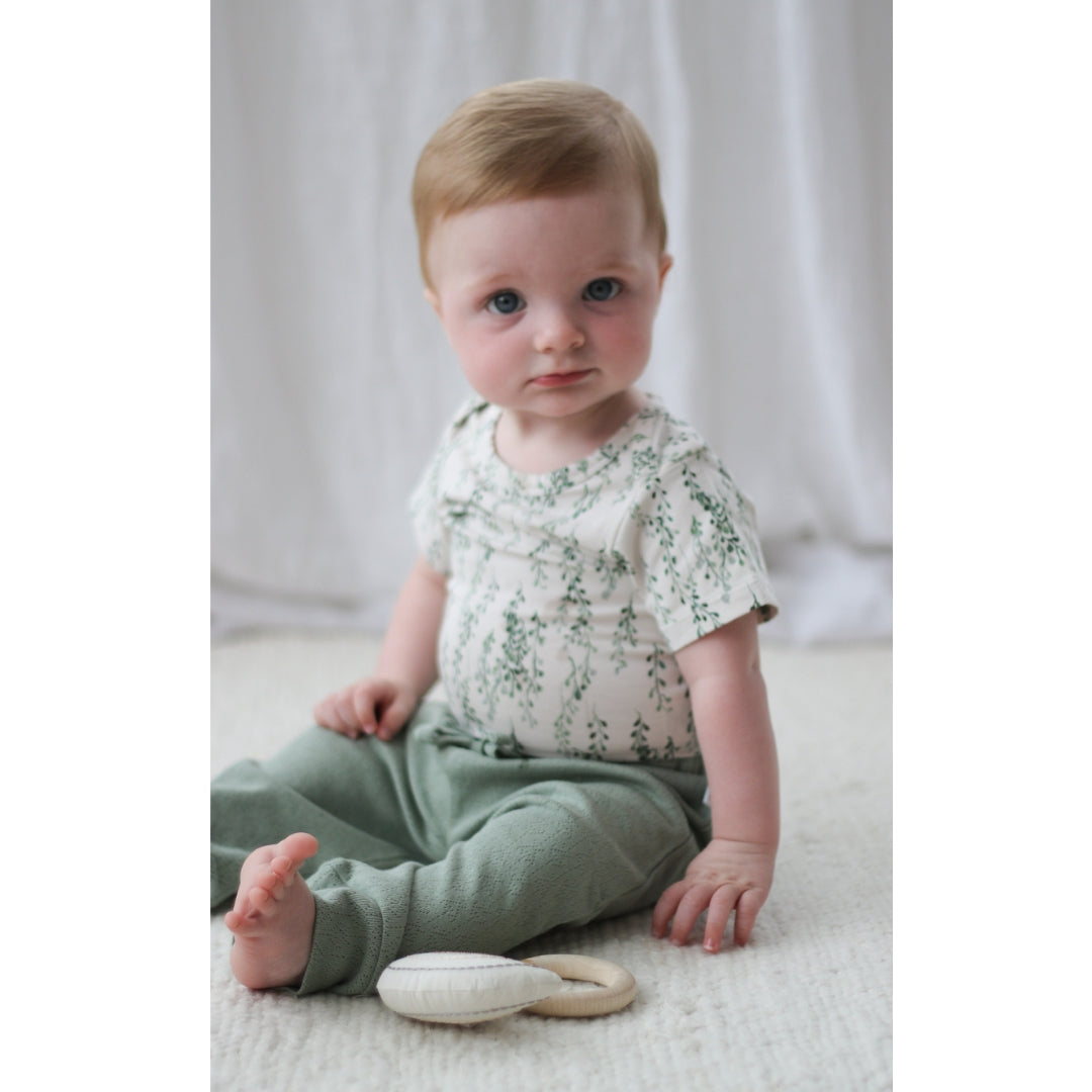 T-shirt Onesie - String of Pearls