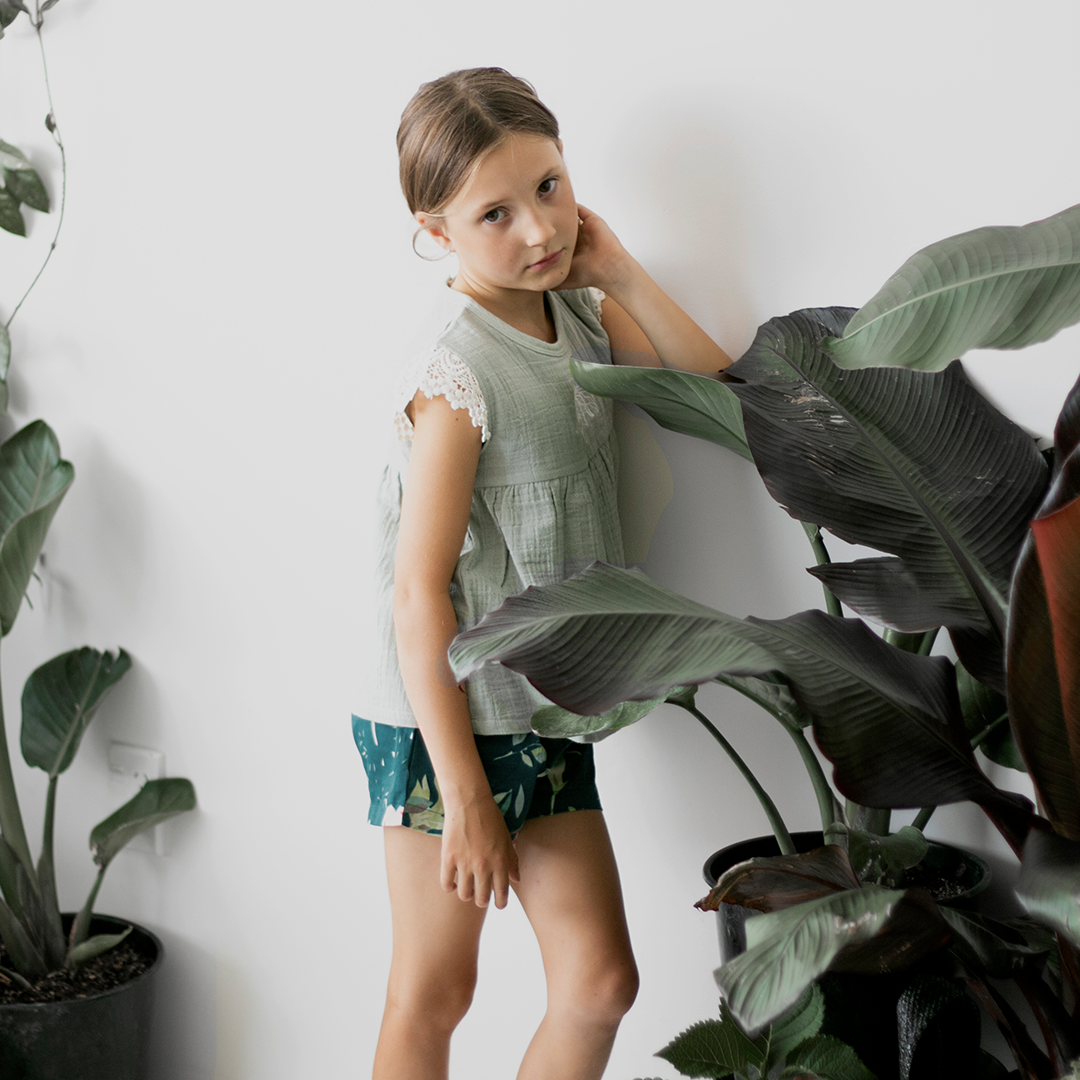 Lyla Shorts - Green Leavings